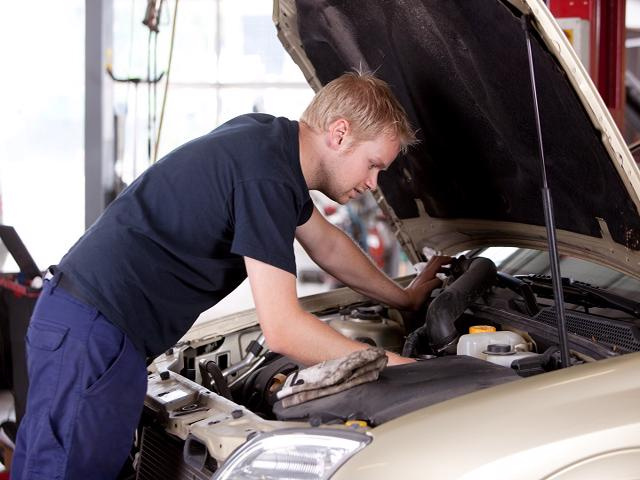 Family Owned Auto Repair Shop on Busy Highway