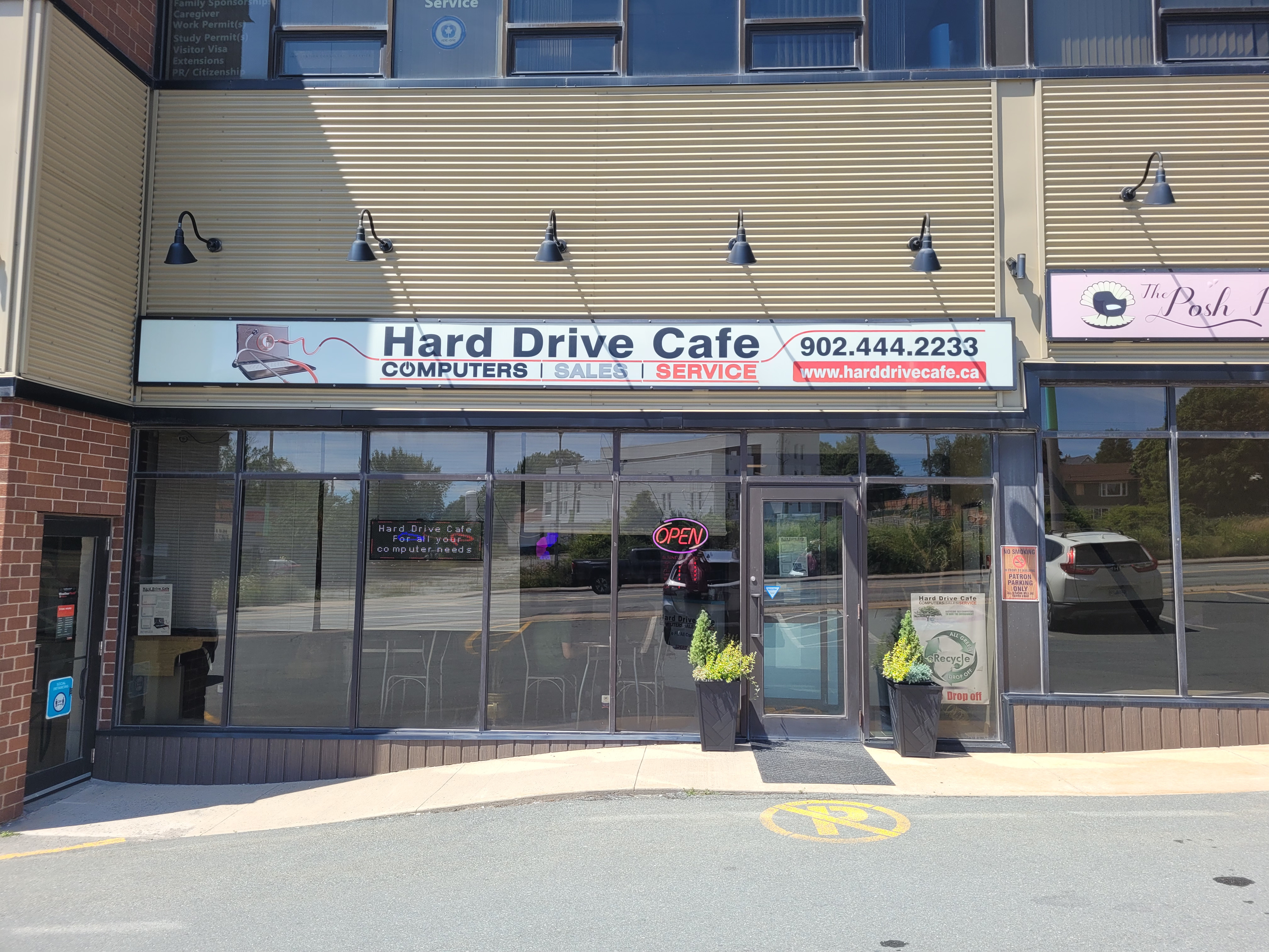 Hard Drive Cafe