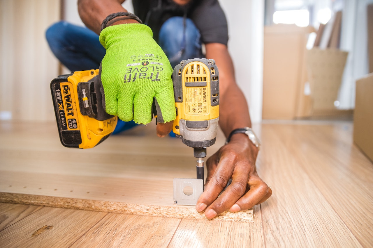 Handyman / Light Construction – Serving Two Markets