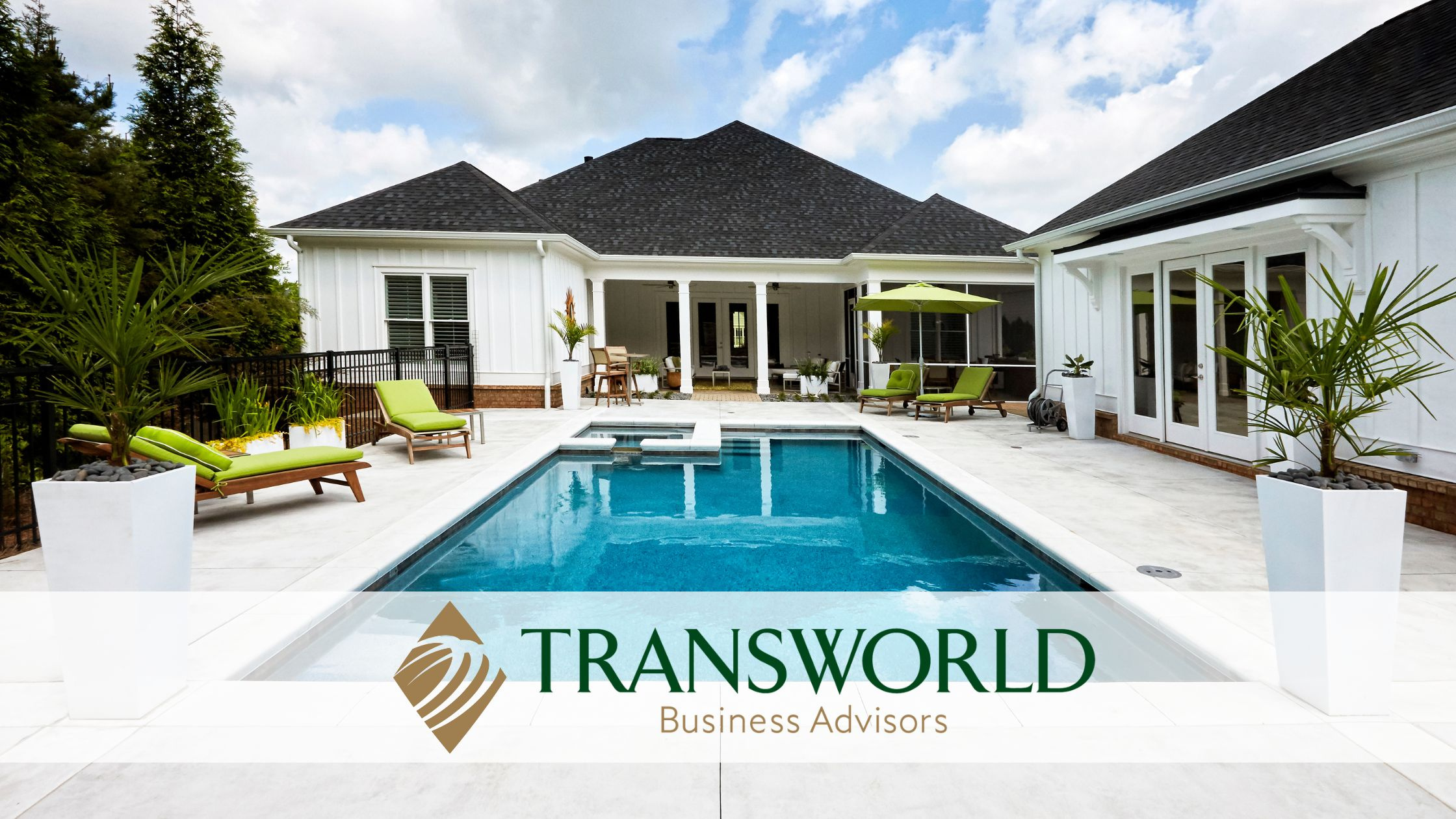 Nationwide Pool Service Franchise With Large Affluent Territory