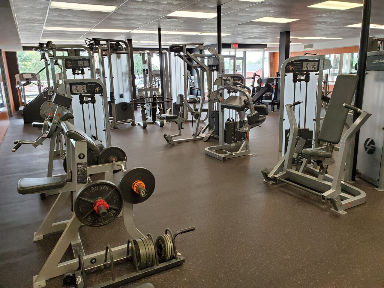 Gym with Real Estate-736449-BK