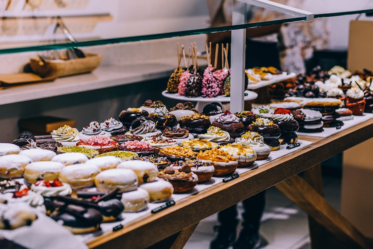 Popular & Welcoming Bakery and Café on a Busy Vancouver Street