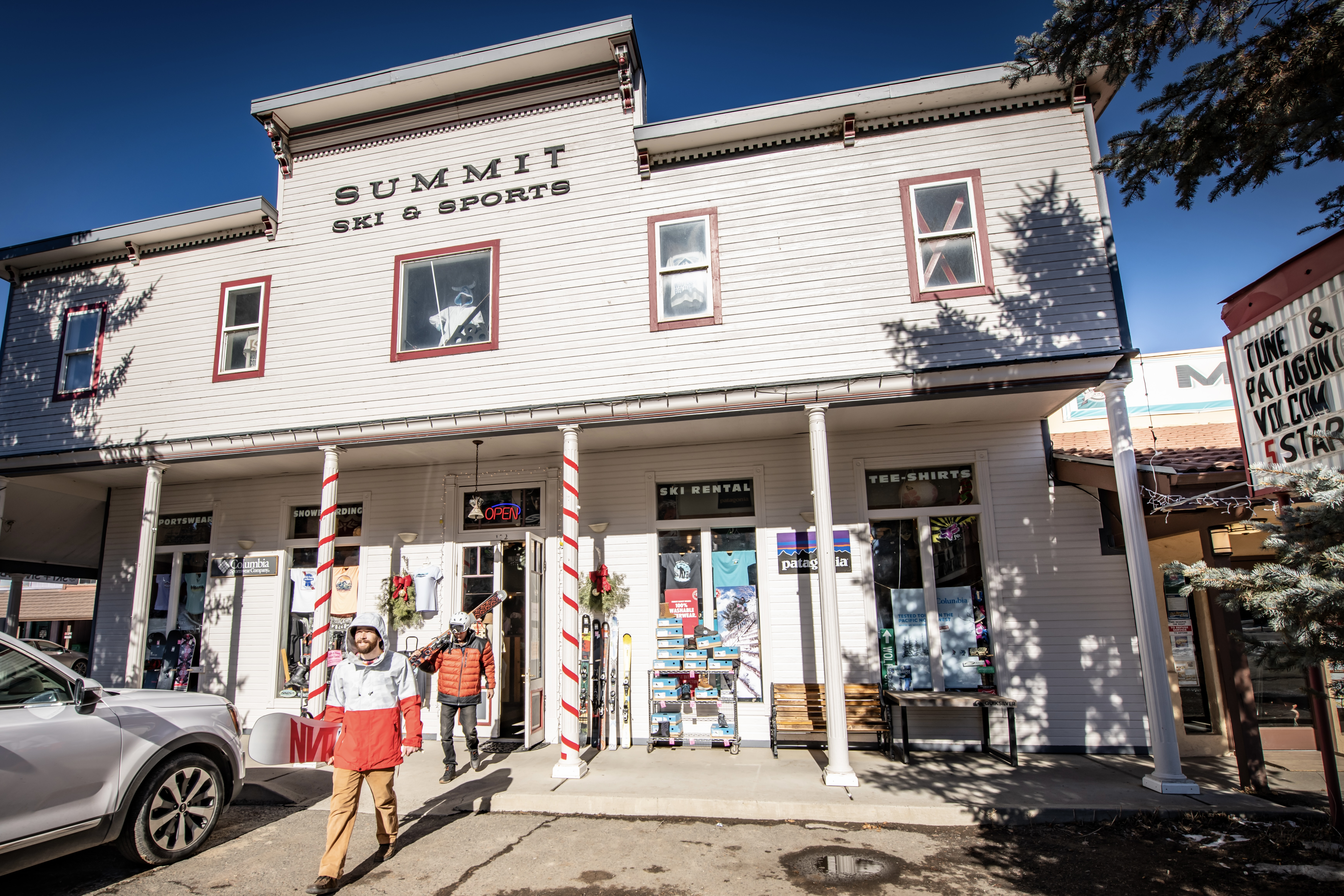 50-Yr. Iconic Ski & Snowboard Shop / Retail Clothing Store