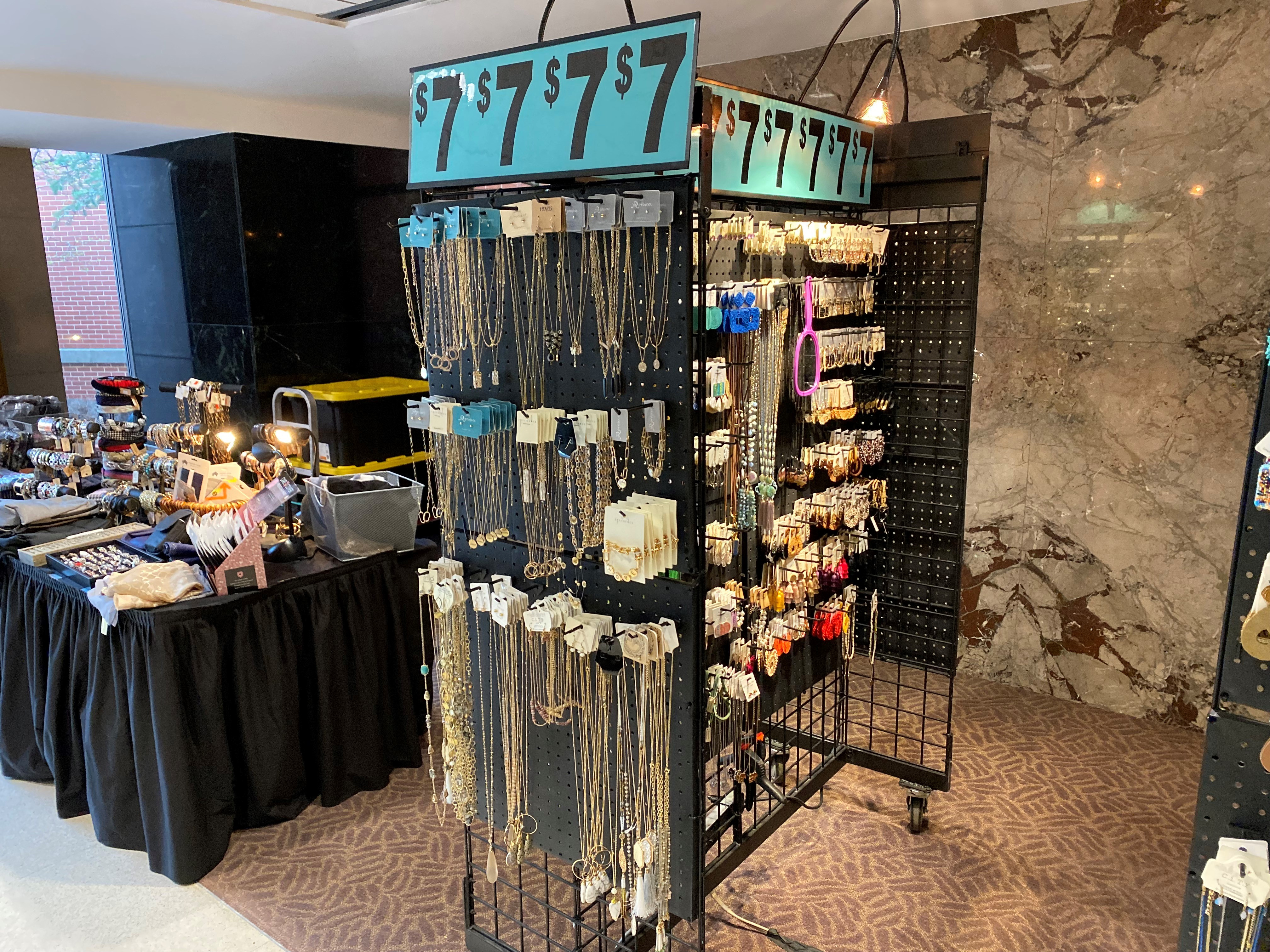 Lucrative Pop Up Retail Shop at Unique Venues