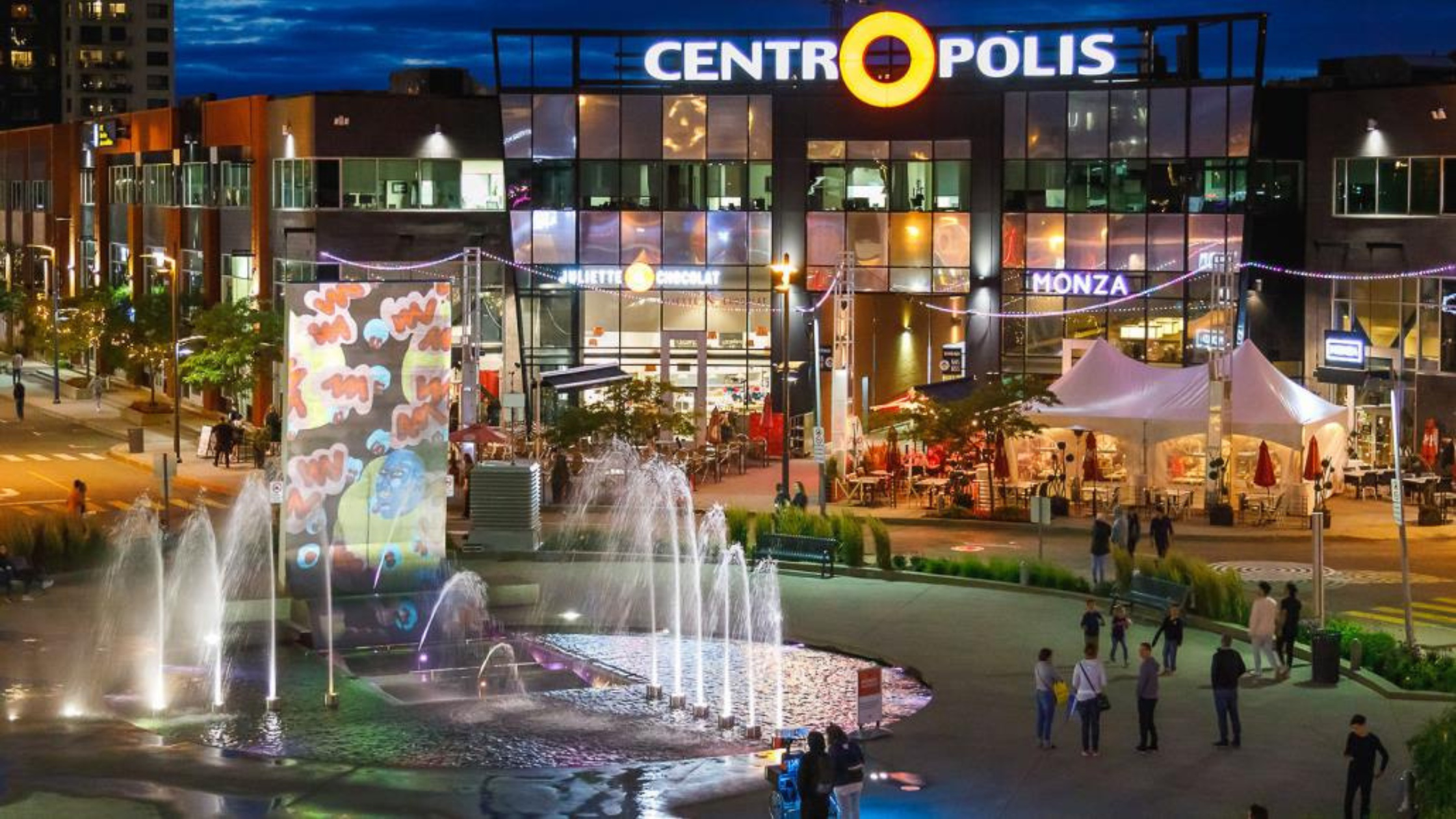 Rare: Franchised Restaurant at Centropolis in Laval for Sale