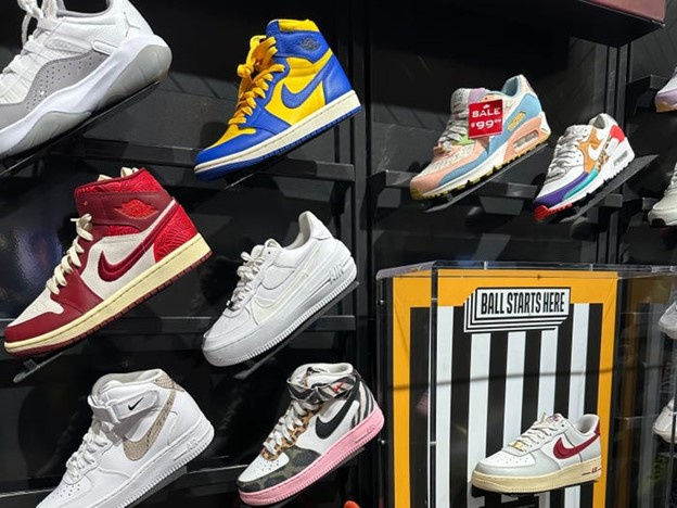 Retail and Online Sneaker Store