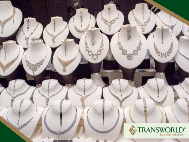 Elegant Fashion Jewelry Store in great location! 