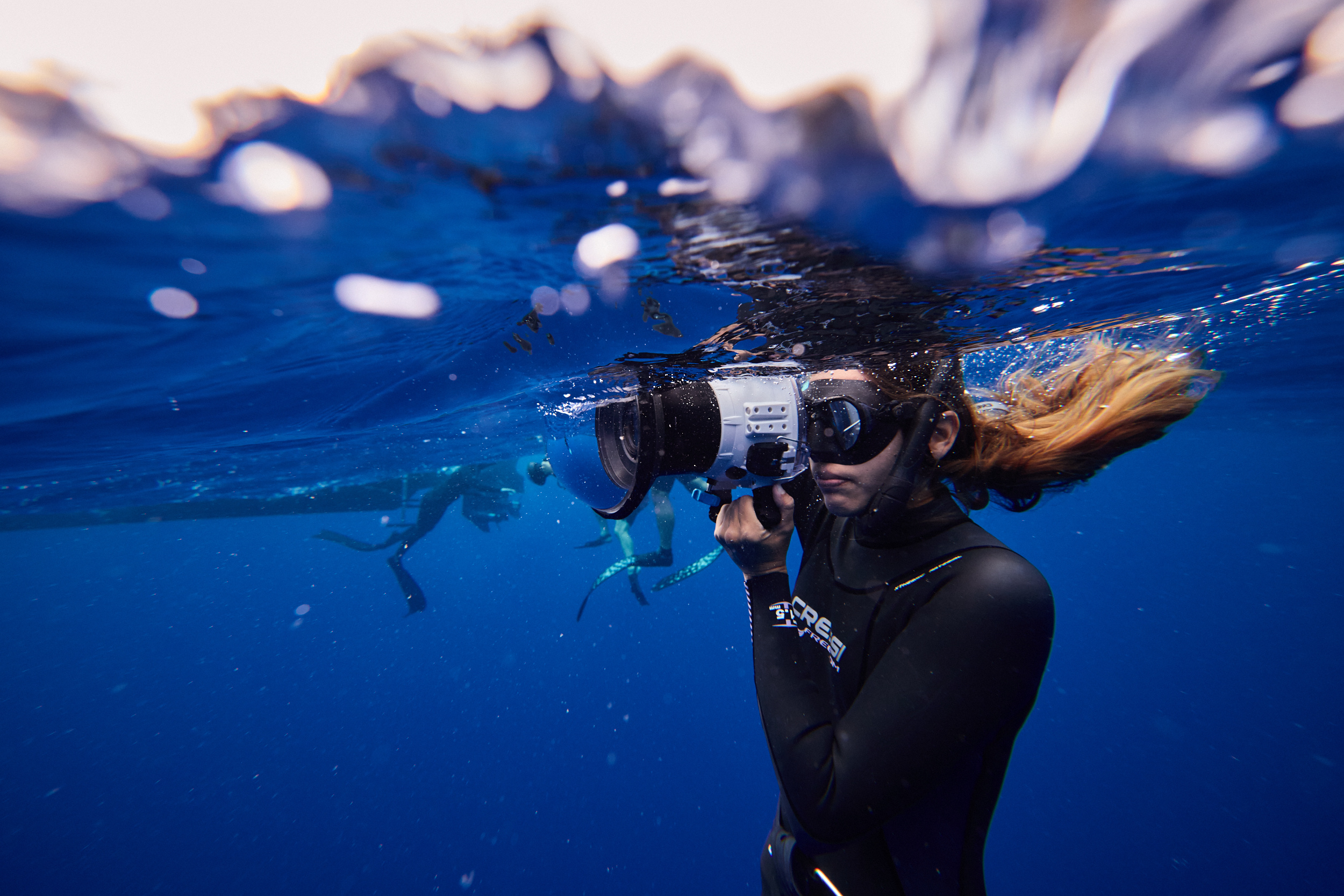 Underwater Camera and Smartphone Housing Company