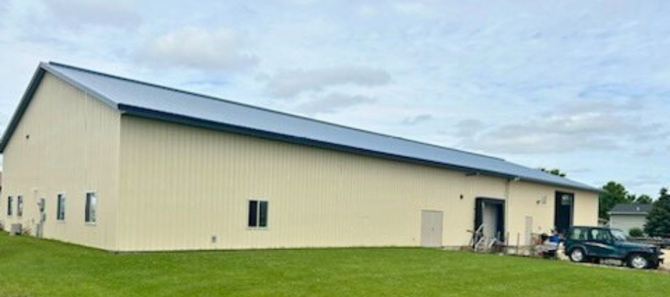 SE MN Multipurpose Building w 2 Acres of Prime R/E