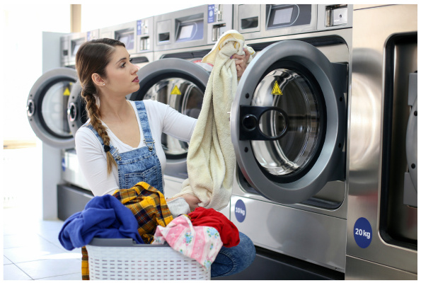 Updated Equipment! Remodeled Laundromat in Busy Area of Dallas