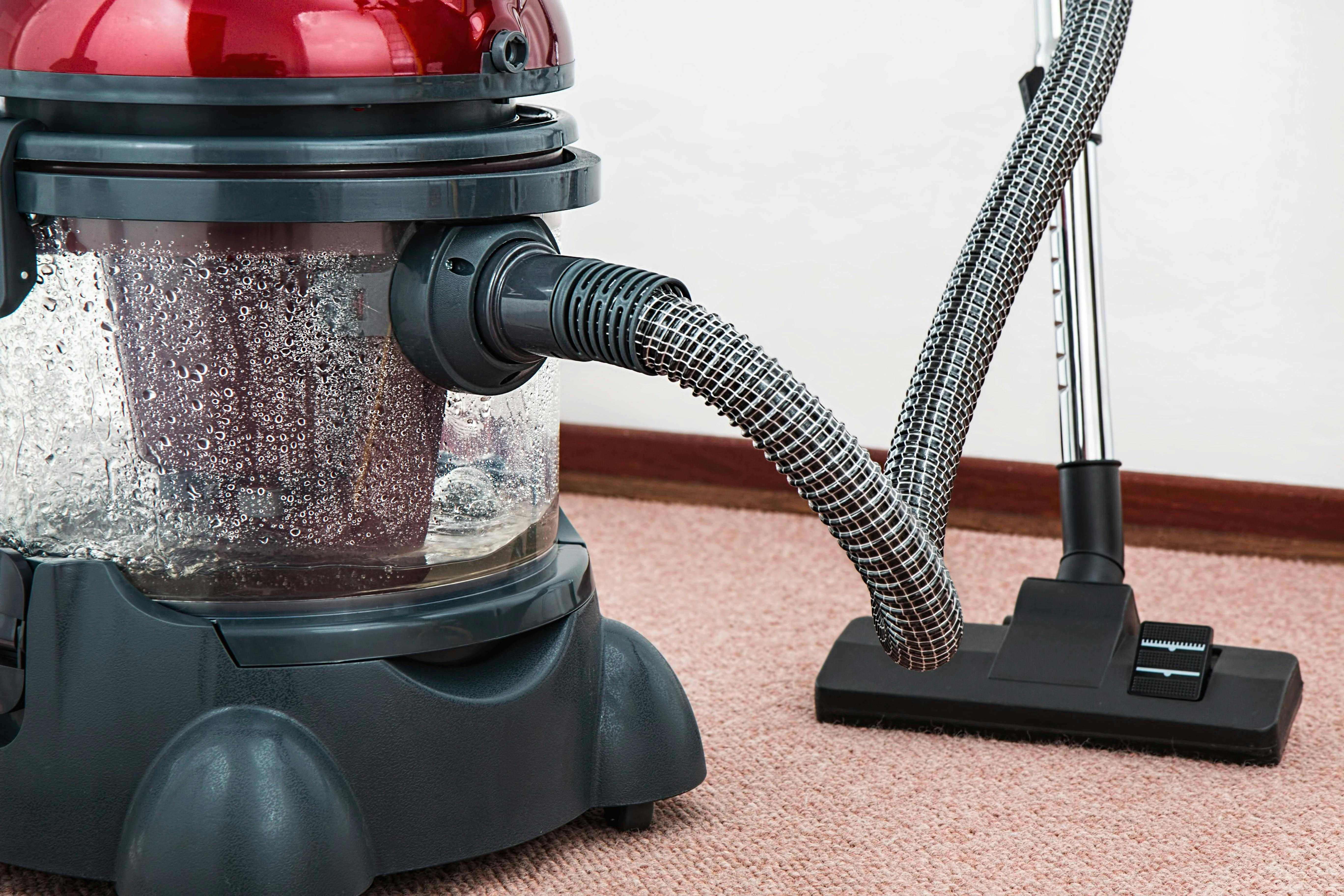 Long Standing PROFITABLE Vacuum Retail/Repair Store