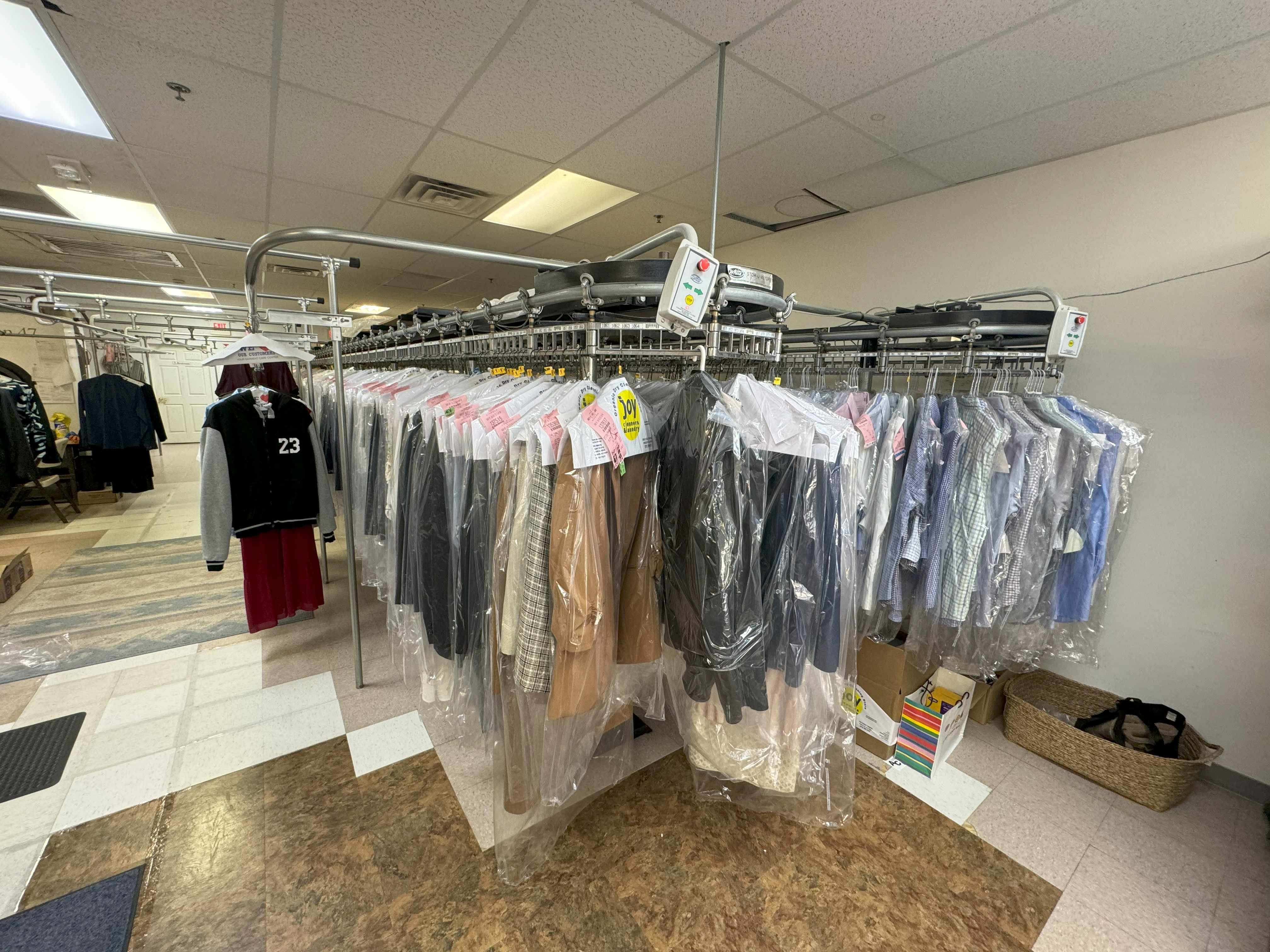 Golden Opportunity to Acquire a Dry Cleaning Drop Store