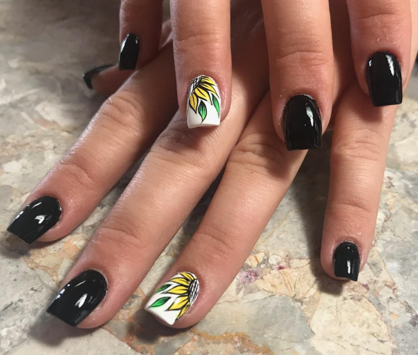 Popular Nail & Beauty Spa in Mesa – Newly Renovated