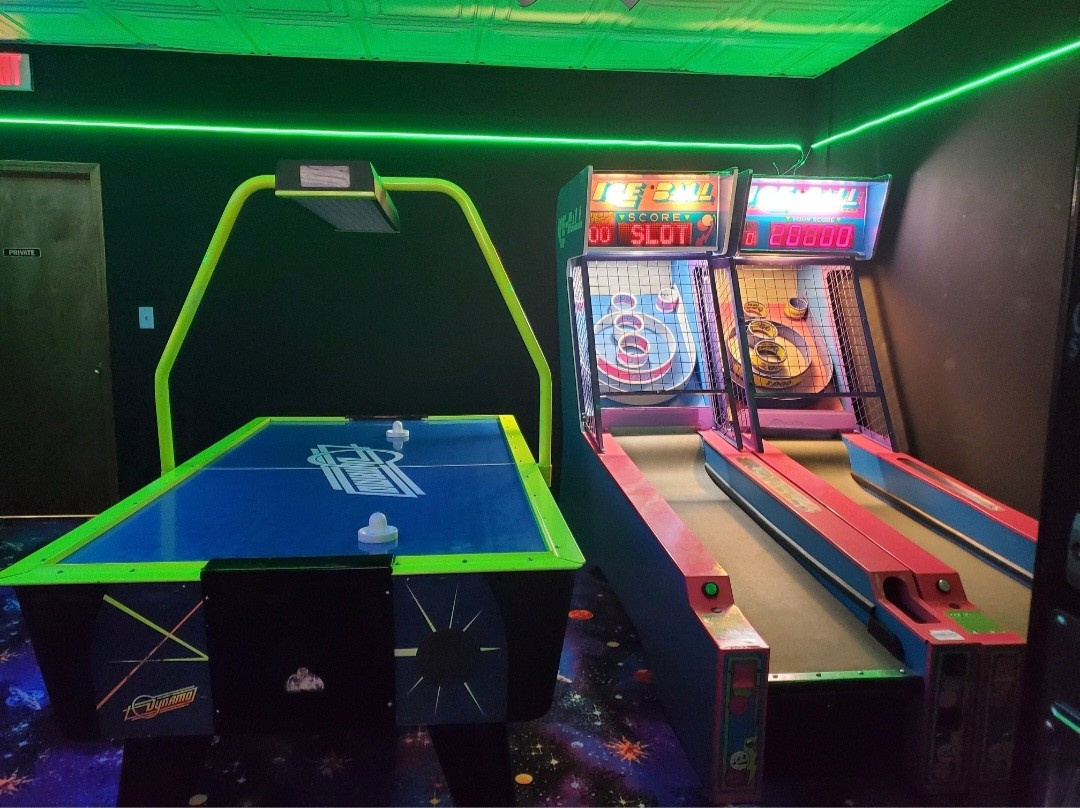 Small Arcade in Thriving Tourist Town