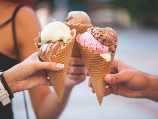 19-Year Ice Cream Shop with Real Estate on Busy Beach Route!