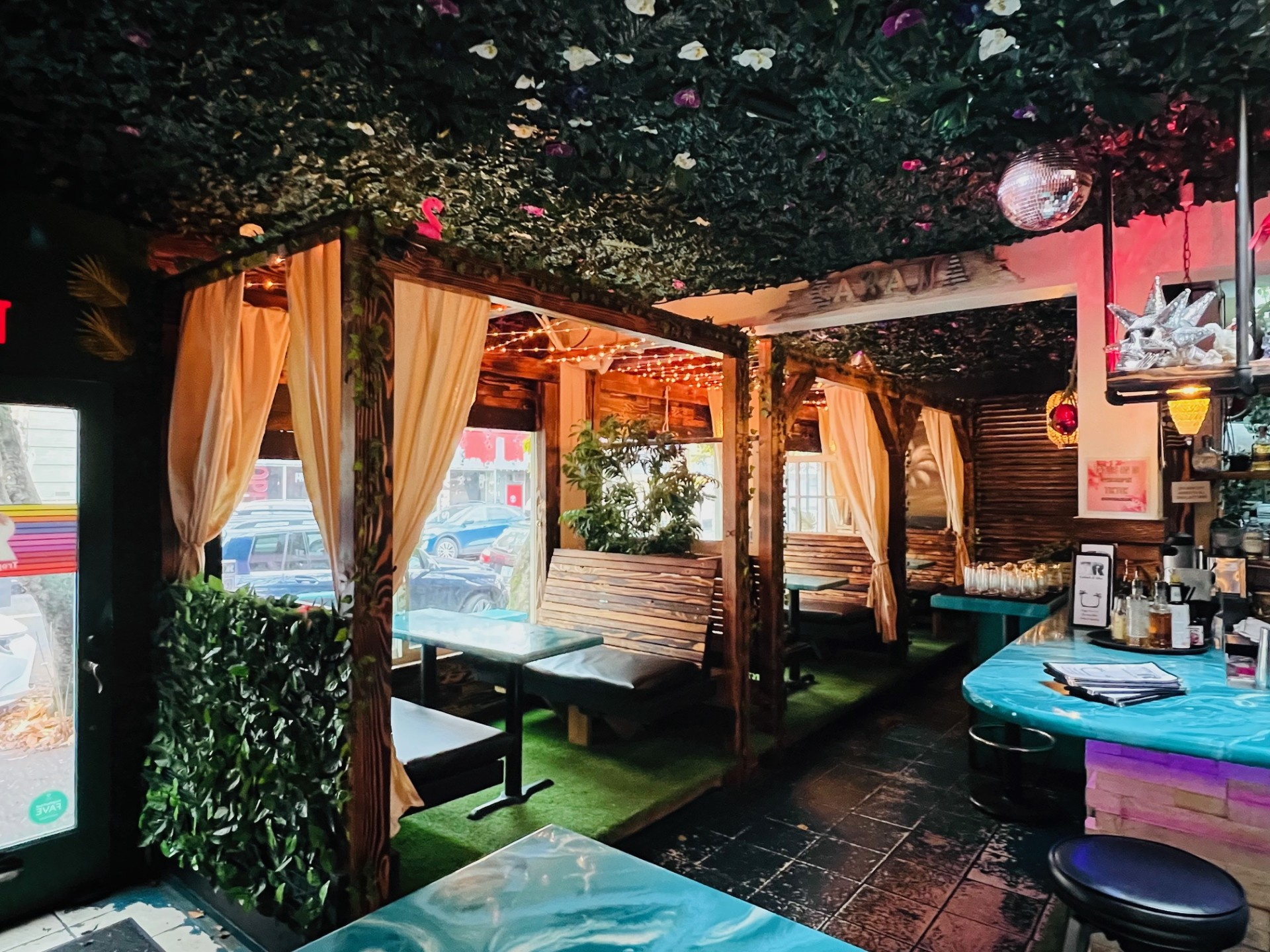 Neighborhood and Destination Bar 
