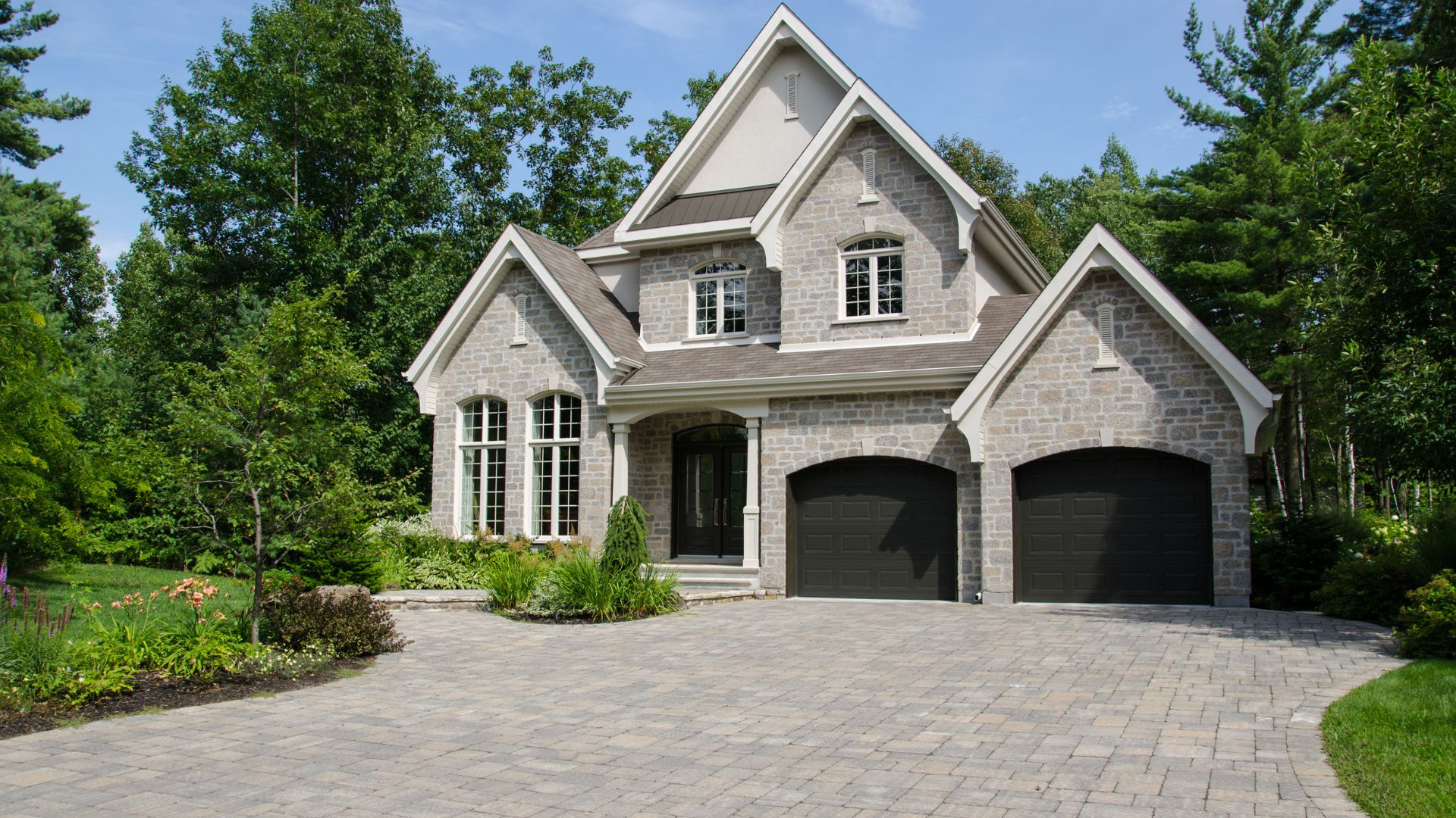 Thriving Home Exterior Services Company 