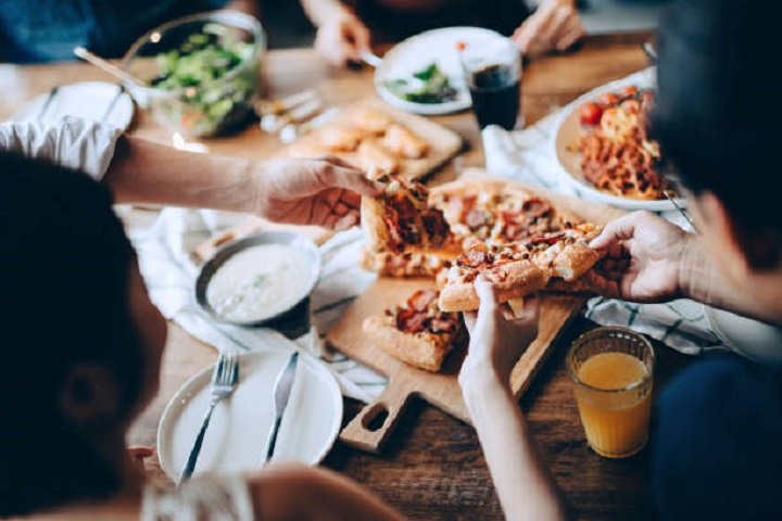 Established Pizza Parlor – Bold Flavor, Local Roots!