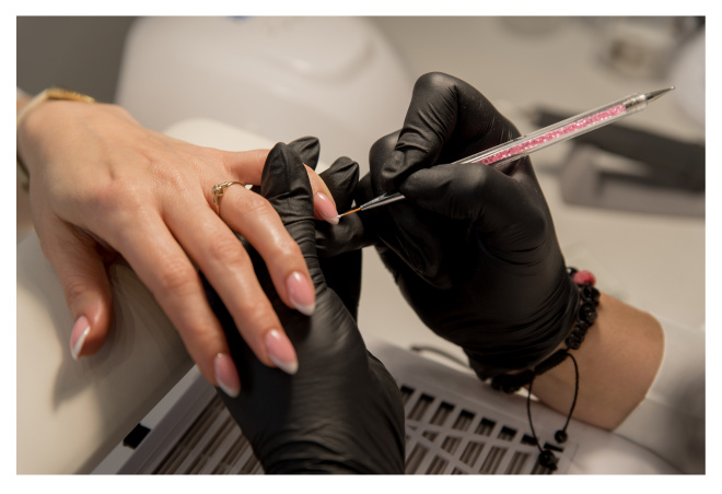 Las Vegas Nail Salon: Turnkey, Profitable, & Ready for New Owner!