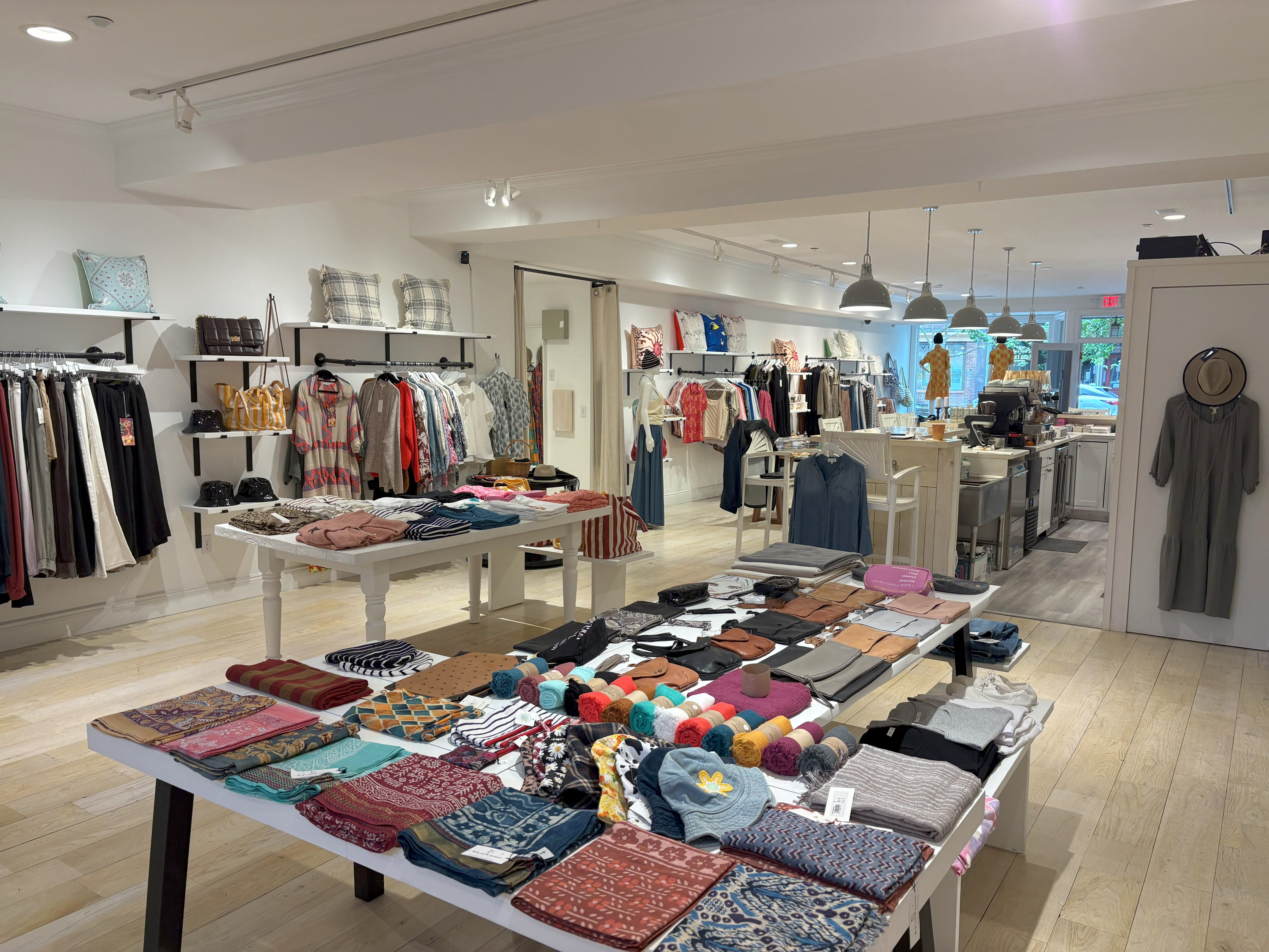 Paulette's Clothing Boutique w- Coffee & Wine Bar in Cold Spring