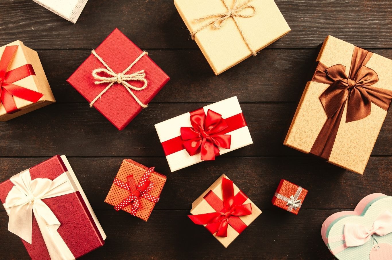 Gift Shop & Wrap Studio