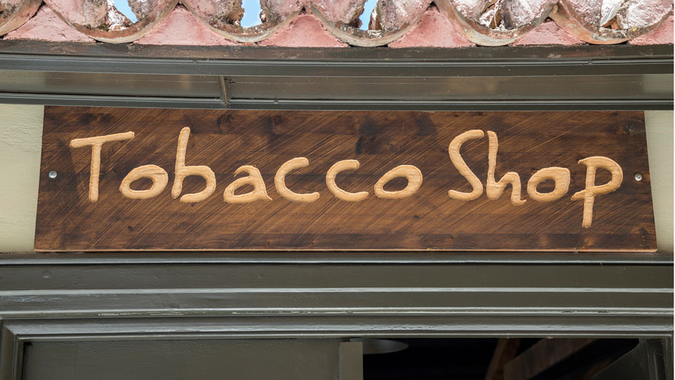 Turnkey Chain of High-Volume Smoke Shops – Prime Locations