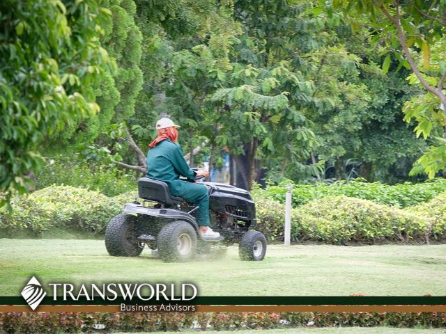 East Orlando Lake Nona Area Commercial Lawn Service