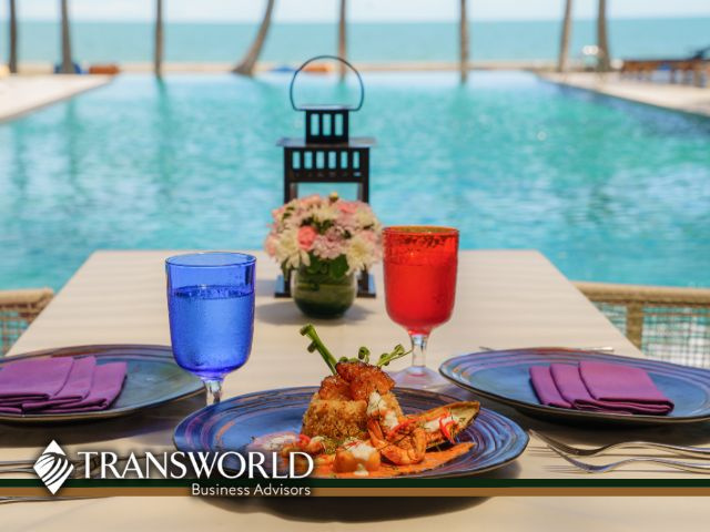 Steps from the Beach Restaurant & Bar with Seasoned Staff