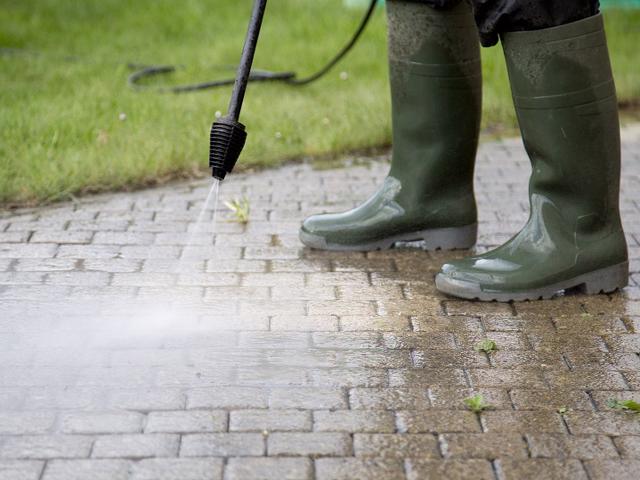 Pressure Washing with the best equipment there is.