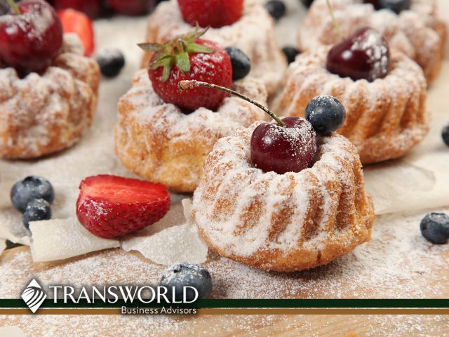 Restaurant & bakery offering desserts, pastries & sandwiches
