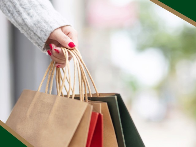 Downtown Holland - highly profitable retail shop!