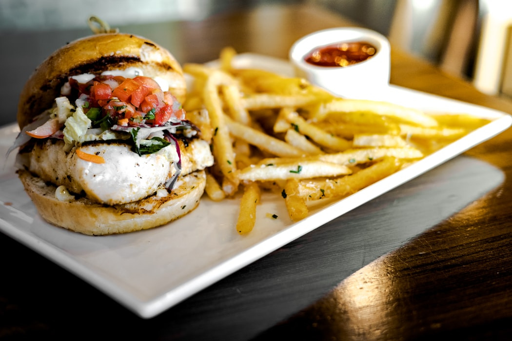 Low rent restaurant in high traffic location-827895-AF
